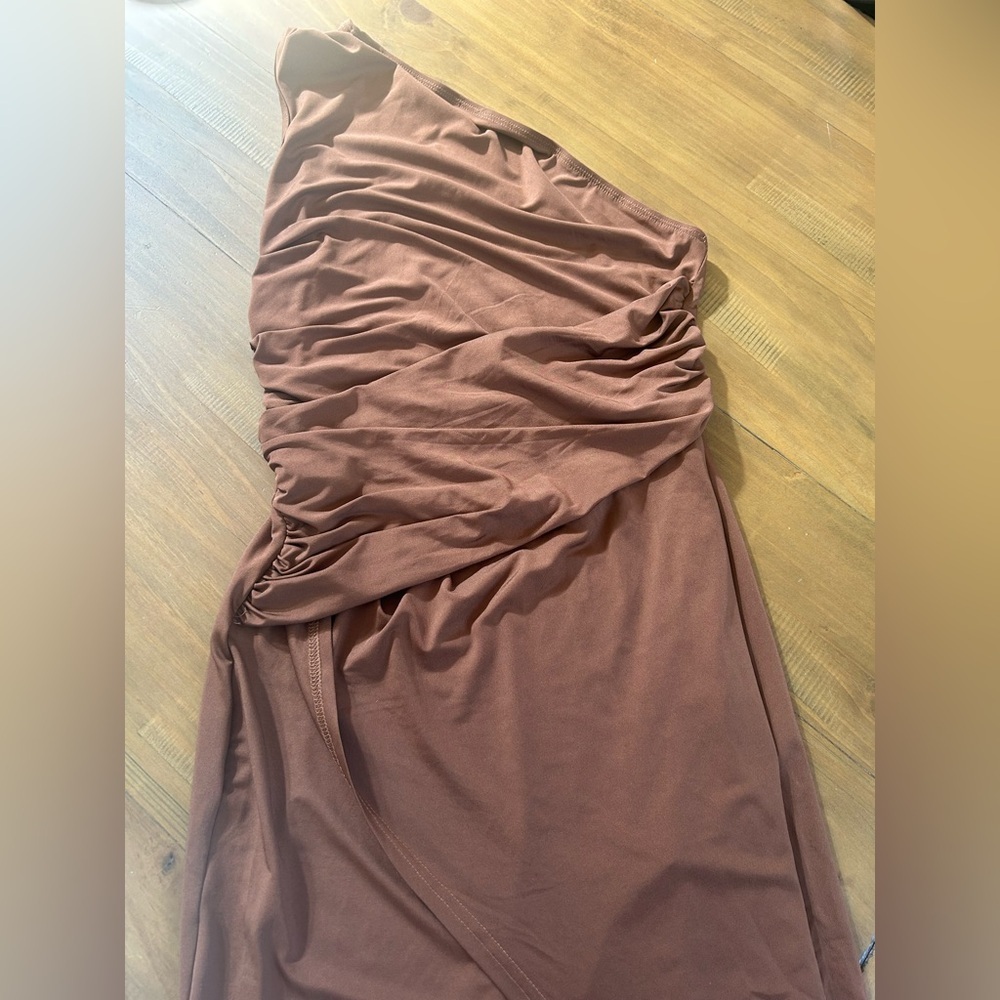 Chic One-Shoulder Brown Dress - Picture 9 of 11
